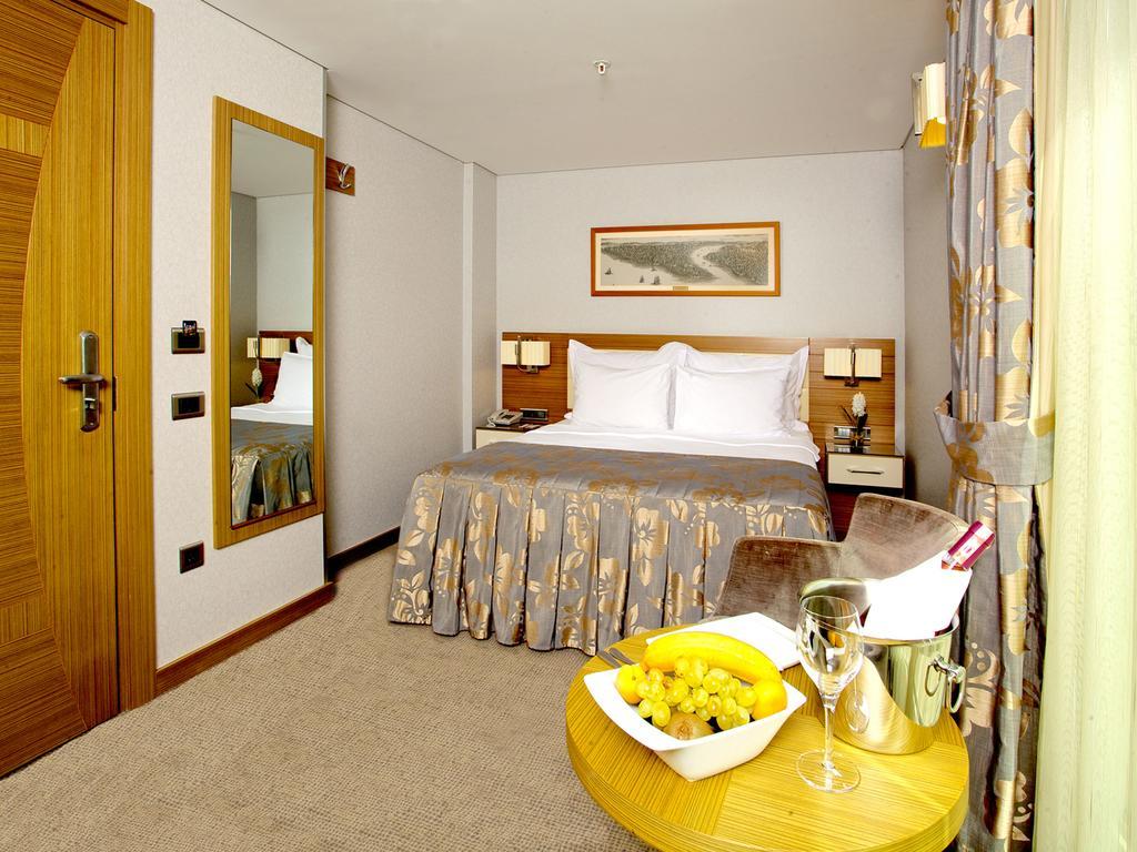 Hotel Momento - Special Category Istanbul Exteriör bild