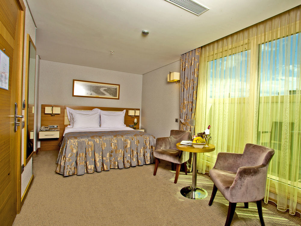 Hotel Momento - Special Category Istanbul Exteriör bild